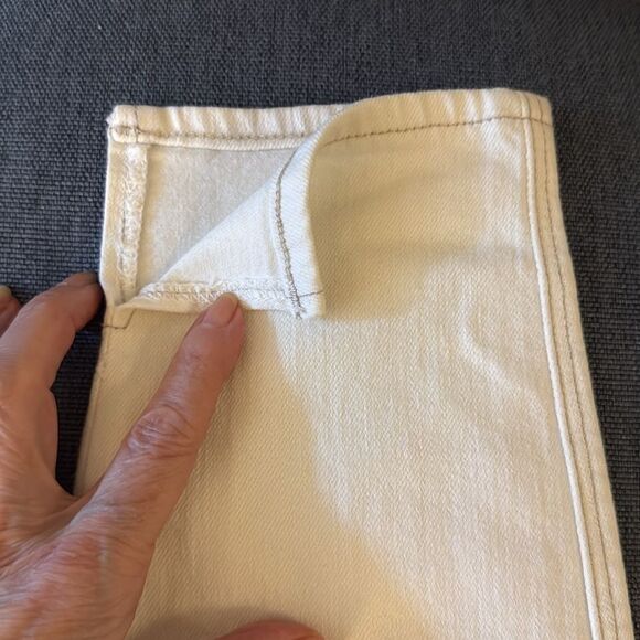 NWOT McGuire Carmina Slim Jean in Off White Denim with Tan Stitching. Size 26. - Picture 7 of 11